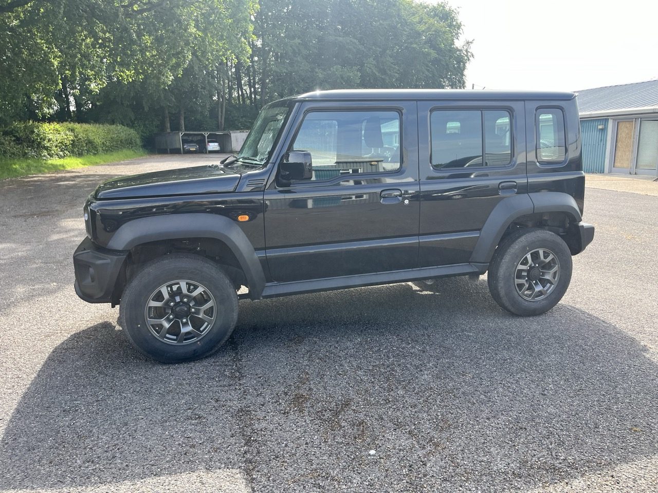 Jimny side profile on the yard